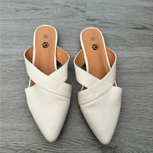 Cream Flats